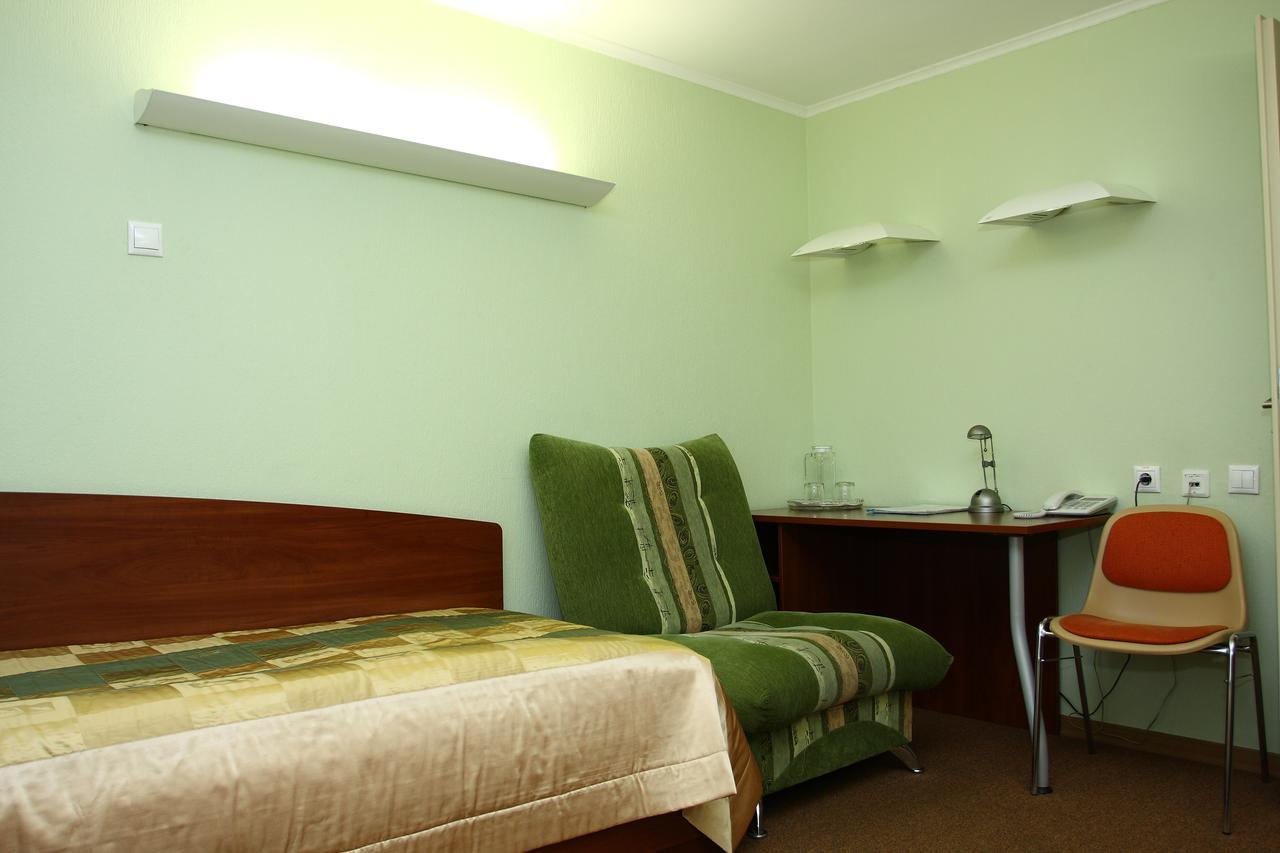 Slavinasport Hotel Zhlobin 外观 照片