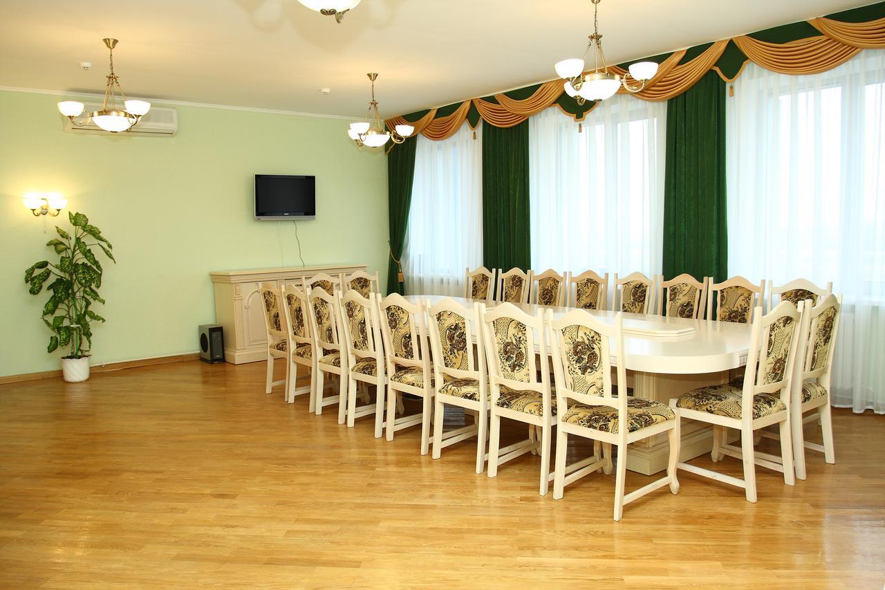 Slavinasport Hotel Zhlobin 外观 照片